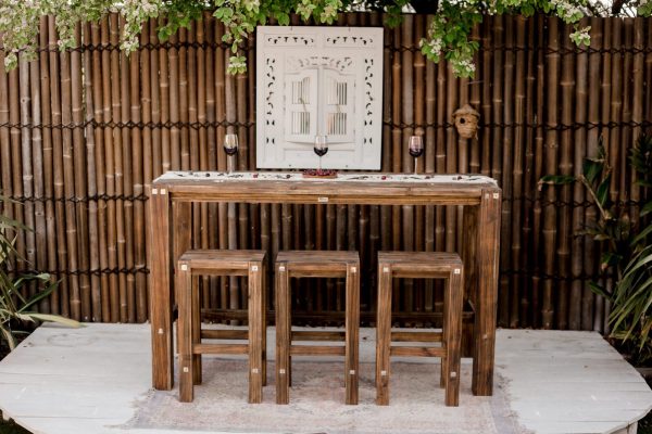 Sturdy bar table & stool set – Black