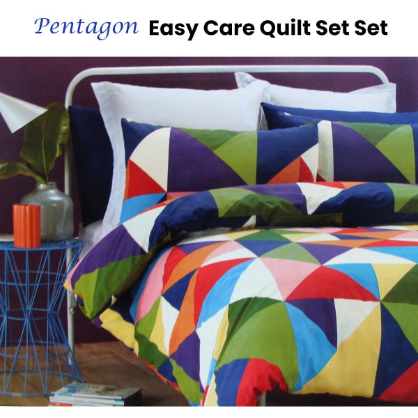 Pentagon Triangles Easy Care Quilt Cover Set Queen