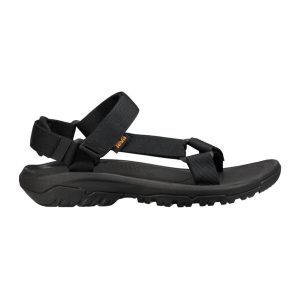 Comfortable Recycled Polyester Sandals with Improved Traction