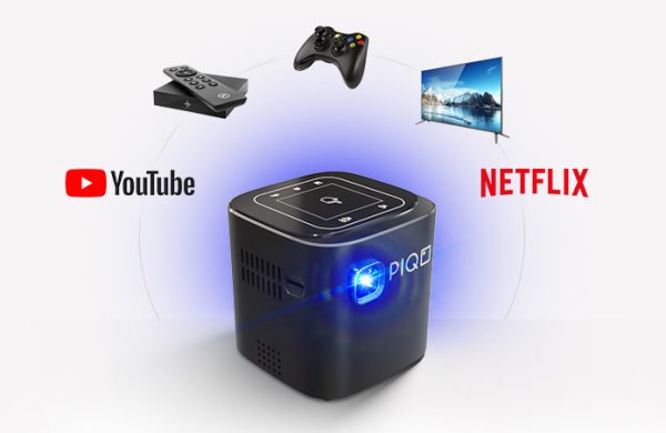 PIQO Projector The world’s most smart 1080p mini pocket projector including 7 Accessories Value Pack