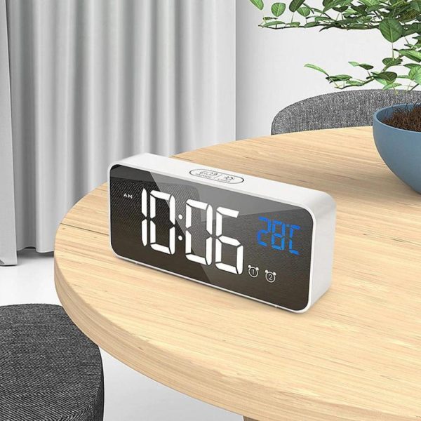 GOMINIMO Digital Clock Mirrored White GO-CK-101-FKT