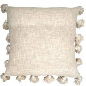 Beige cushion with tassels 45x45 cm