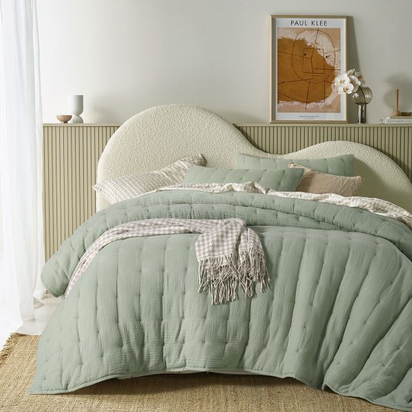 3 Piece Hugo Cotton Gauze Quilted Comforter Set Sage Queen