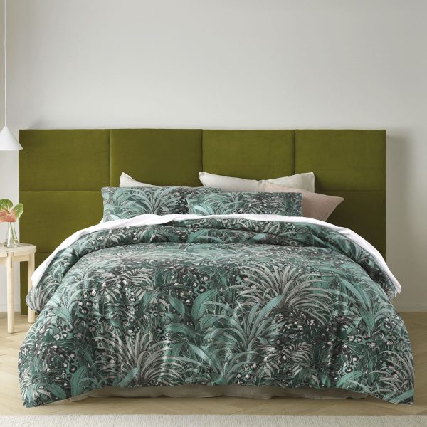 Palm Leopard Green Cotton Quilt Cover Set King