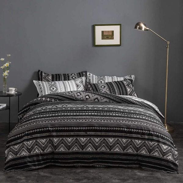 Hugo Reversible Duvet Doona Quilt Cover Set – KING