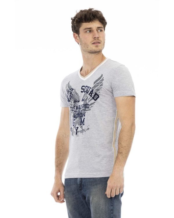 Front Print V-Neck T-Shirt – M