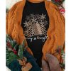 Azura Exchange Leopard Christmas Tree Graphic Print T-Shirt – L